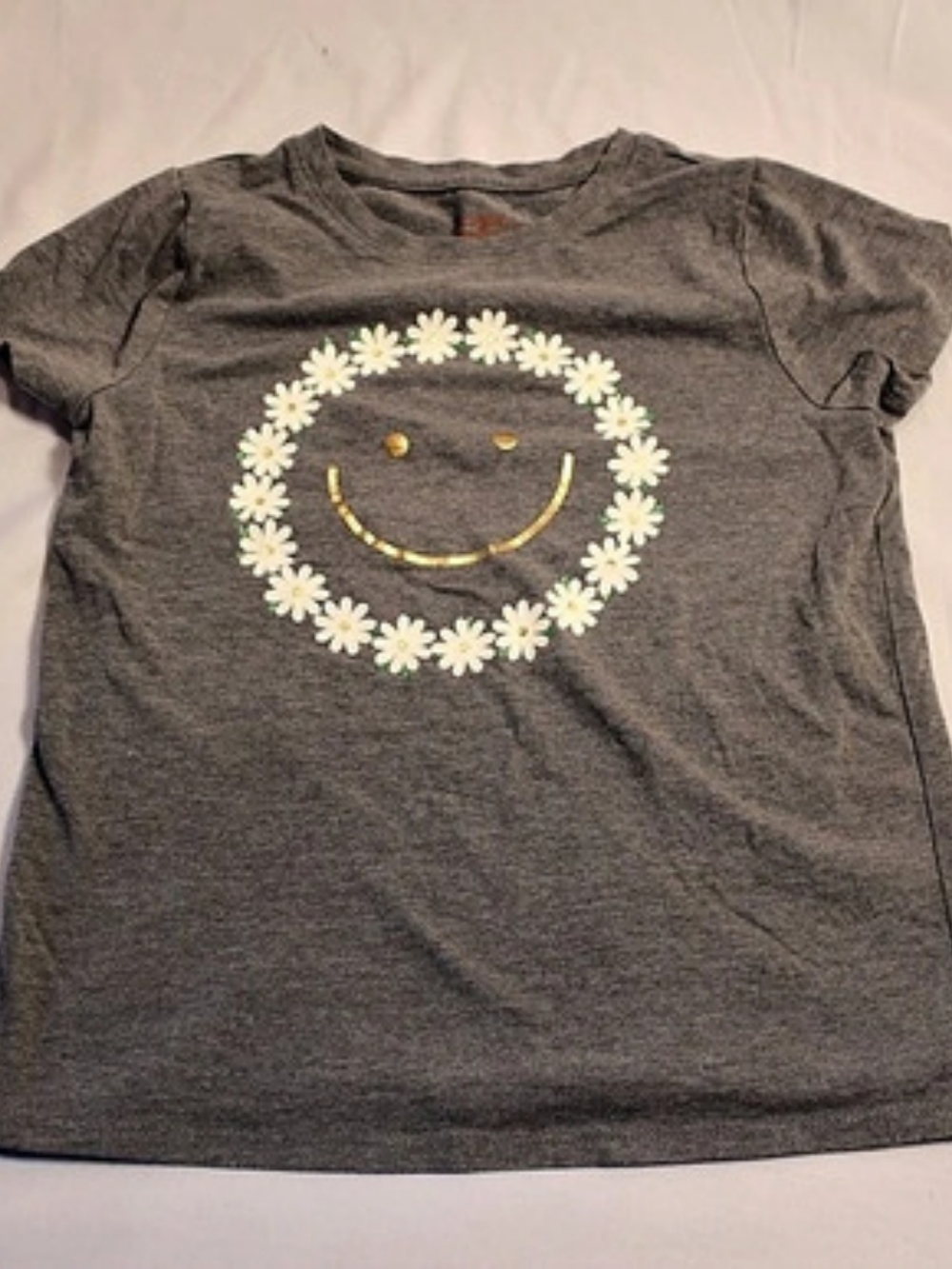 Cat & Jack Short Sleeve Daisy Smiley Face Graphic Tee Gray Medium